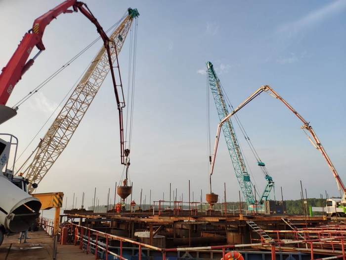 4d7955a7b43ebd23f3f21dad10454175 7CEDF8AA53D8AFA7647525D7CB42C4A7.jpg