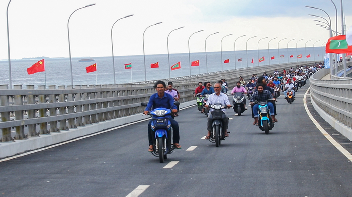 f81b5feba8147b17dcea699eab02820b ÖÐÂíÓÑÒê´óÇÅͨ³µµ±ÌìÇéÐÎ.jpg