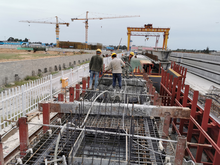 20191228 ���ݶ��Ͽ���ͨ����Ŀ�ٻ�����ְ����ģ���Ͷ�������������������˾���ݶ��Ͽ���ͨ���Ź����㣩 (2).jpg