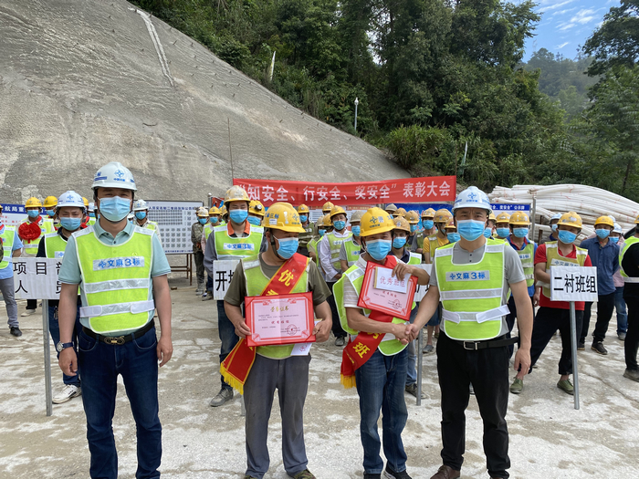 5c34f4f4b5dd2cc435fdea6daee9461a IMG_2880.jpg