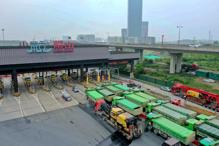 82506a6dd6282cd95815892ceb41aae5 2020.5.11 沪杭甬中段TJ02标项目断流关闭施工-入口断流.jpg