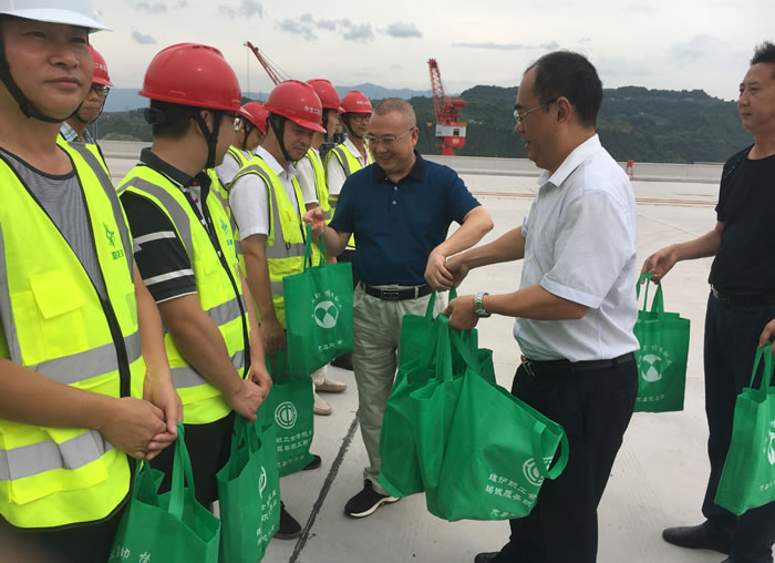 896d0331a35287588b478460168a687e 2.jpg