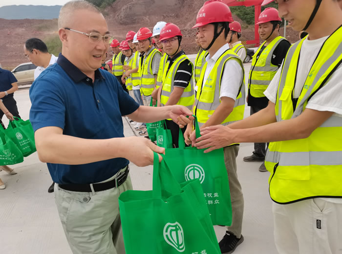 9548427e57faa2df47feed347d0e48ac 1.jpg