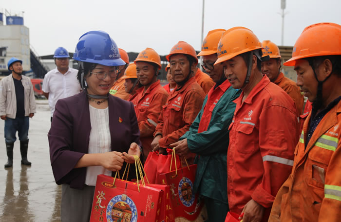 cd1eafdb79f50e4dd17cf47d18616dbb 1.jpg