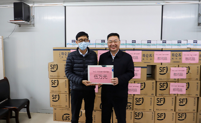 f24add00641236cfb067b672da267c71 由瑞凯到深中通道项目开展清静检查并慰问建设者 (3).jpg