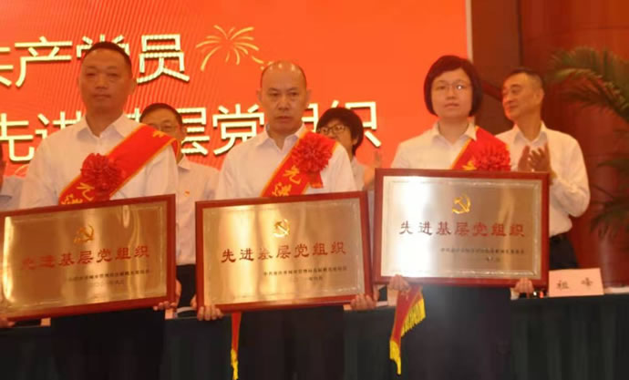 ceb7d62ba023be1ff2982812ebd391e1 3.jpg