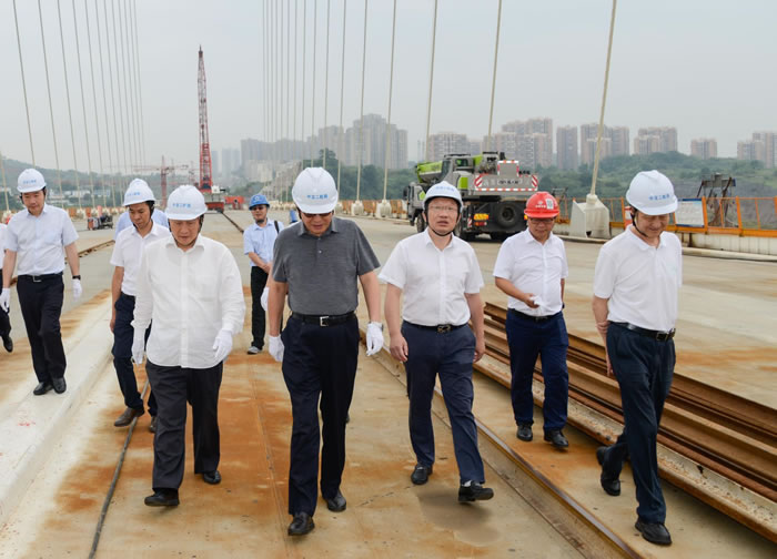 e169fcf300b33bee42069537d43fd461 3.jpg