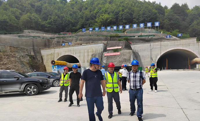 01cdf112823f3bc3d99ad8474fec7d6d δÃüÃû-11.jpg