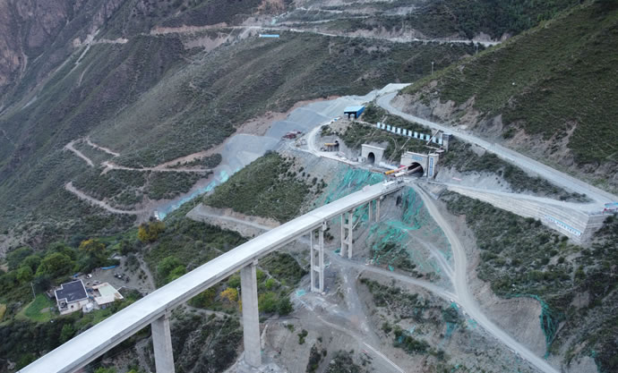 4c005b2b3e572042ab2113848eaf046d 3.jpg