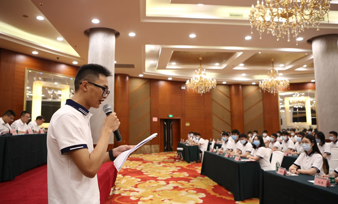 70bce09ea77eebce7a8711b99c654931 2.jpg