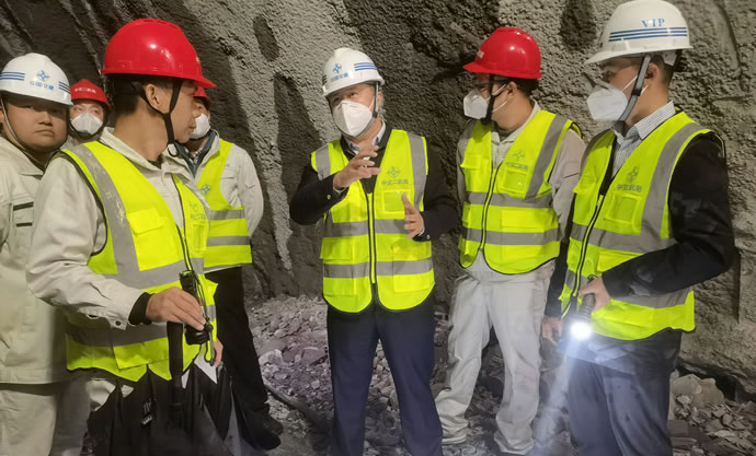 6ef29dc3fdad721e11b83816a4a0c099 1.jpg