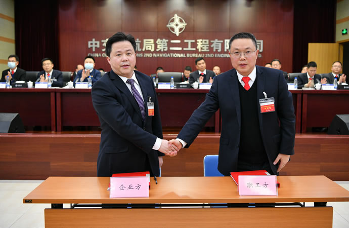 ee9b2bd18e9d2a1b3c8f108262a67d43 6.jpg