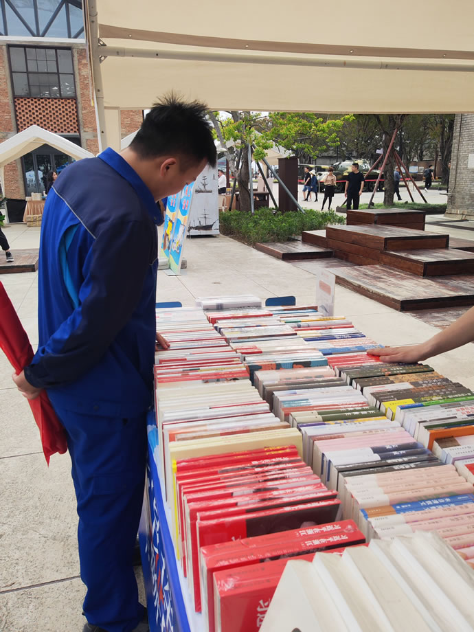 33728eb6247605474551f2a025cb7140 3.jpg