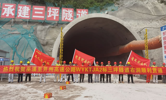 3ba08439b7c9b323efa6ca8d096efcab 1.jpg