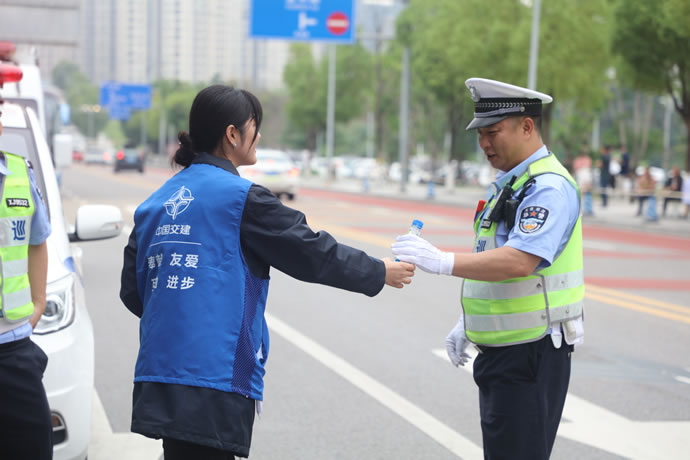 b87fc801860a898f161564b6af1e96e3 2.jpg