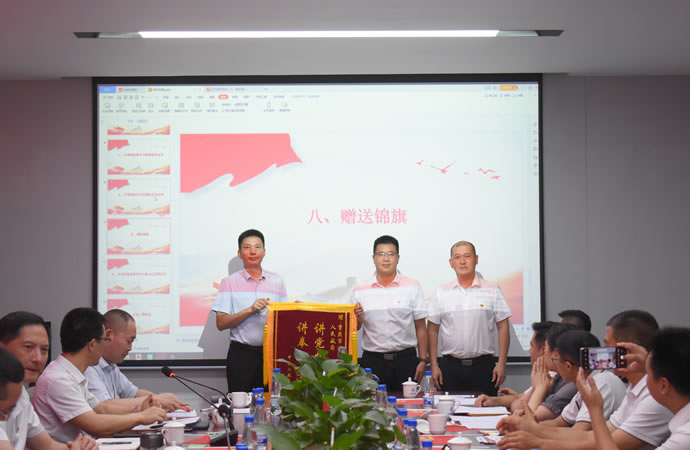 d7be072de40946eec3b090207ecbf7fa 3.jpg