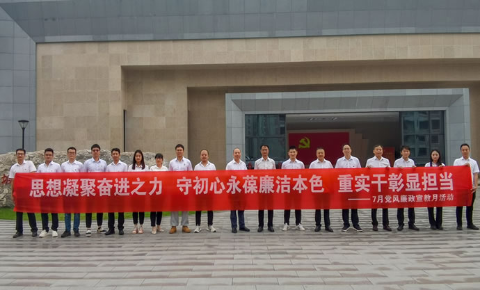 0304cce443886d7c600acc99ac1bb8db 2.jpg