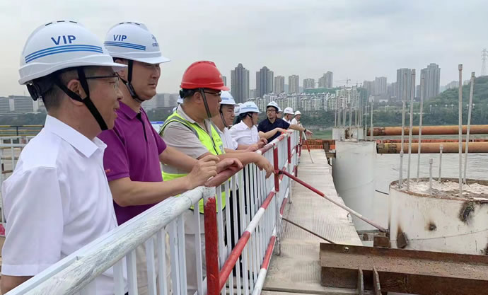 24649873ab1f2d9b60e50d167cf5a475 2.jpg