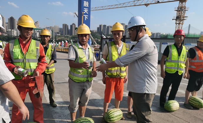 791442fe002672f976a35e7d63c604bd 2.jpg