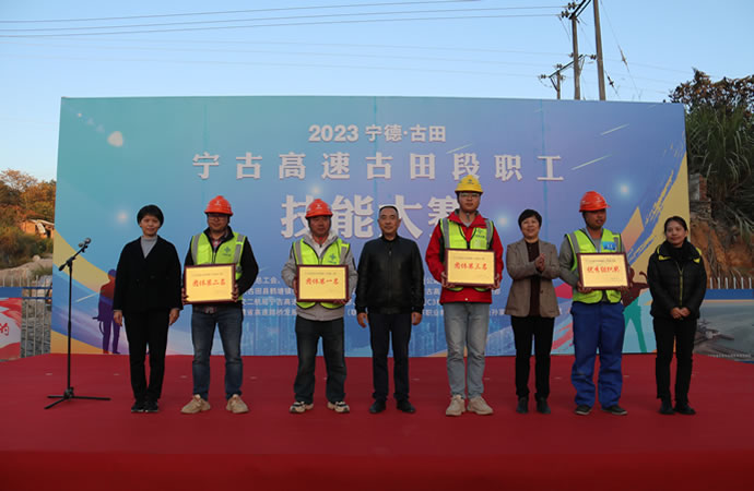 9acf33bb98e3a57b60d7e3700909a3a3 4.jpg