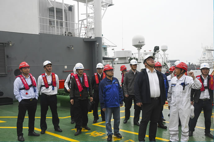 0e32f925ee96c5bbf21ade6387dc2579 2.jpg