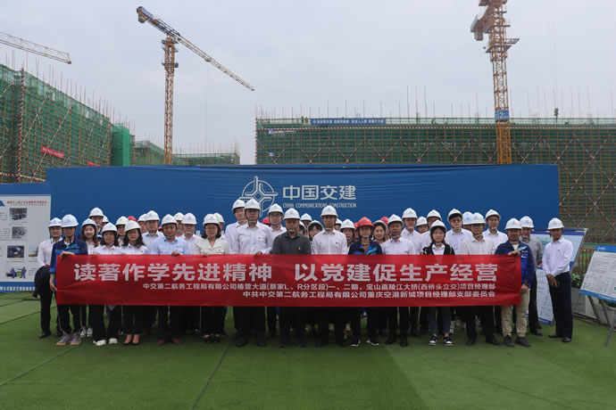 55a6521687c5d2d53f53e772291eb1ff 3.jpg