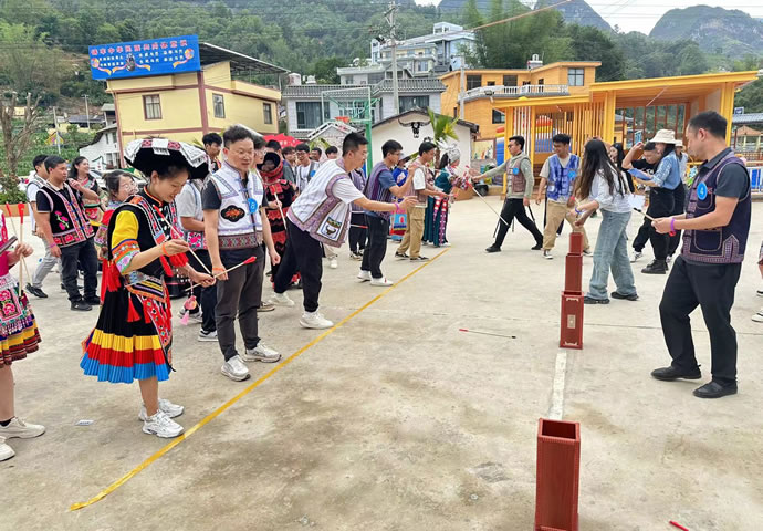 0da760cee3a1c8908448b1ee57a013b0 2.jpg