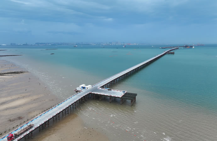 fb92f44e2f0449c5b3c1a9b77f42b156 2.jpg