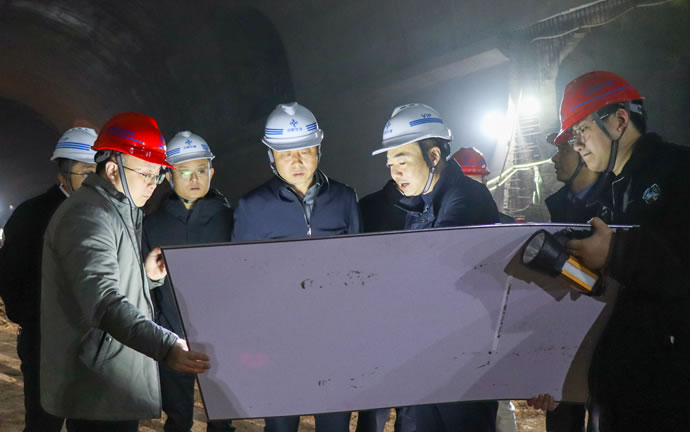 3e096071546e97d4140d3b17a1467517 2.jpg