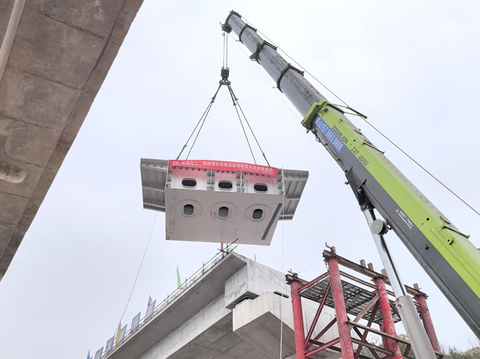 894e5861790098dbc253849a51c162de 2.jpg