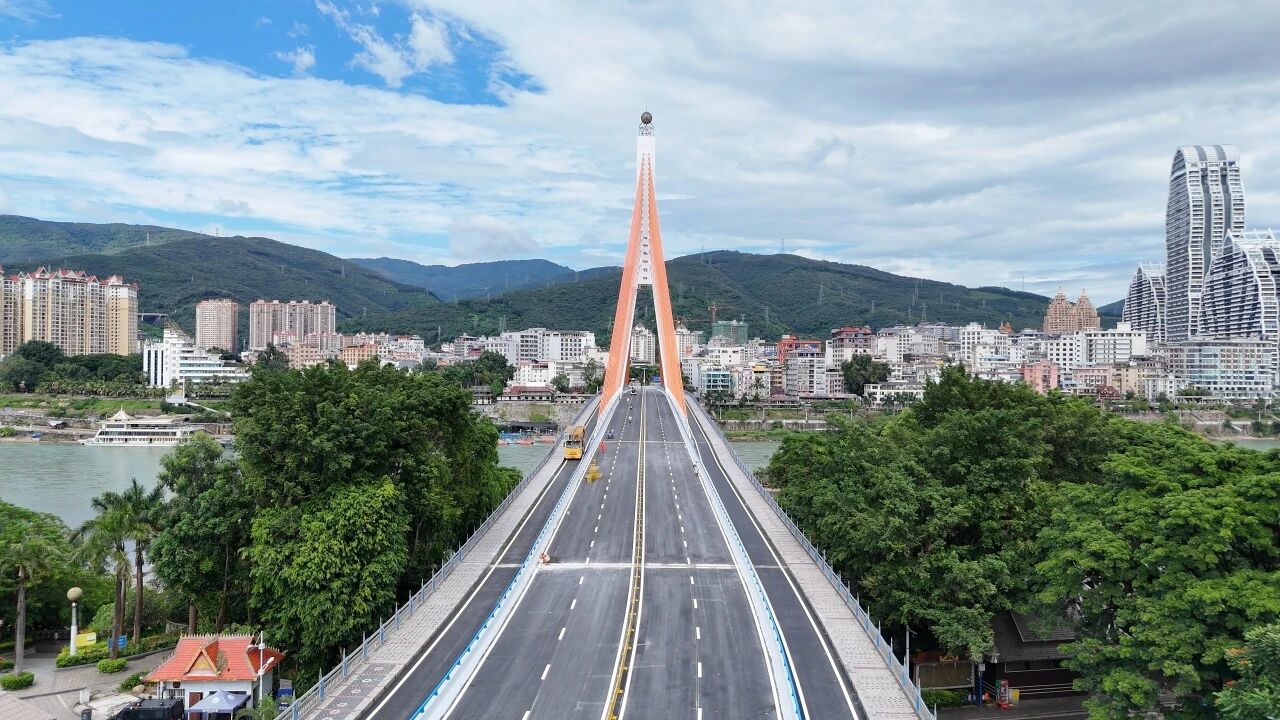 b1e70f5dc84a38a8a25b011ff01275d7