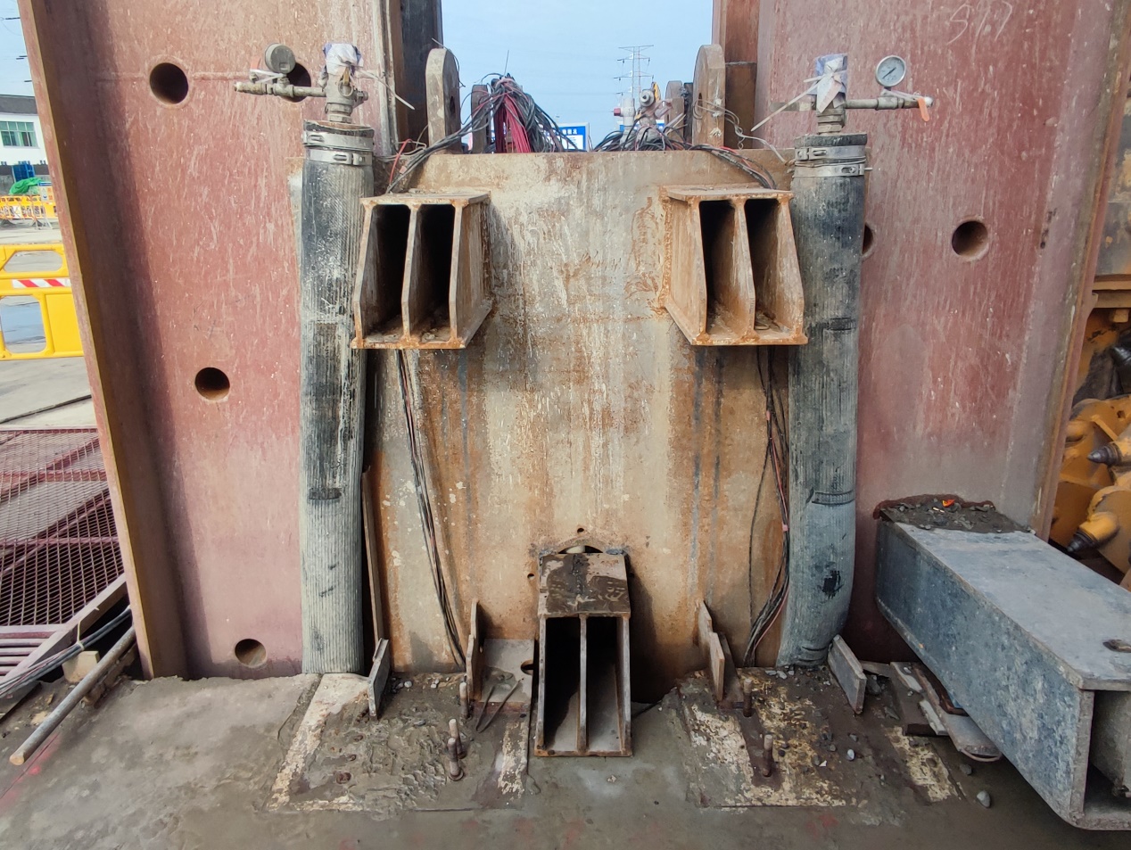 1810170303 1810170303