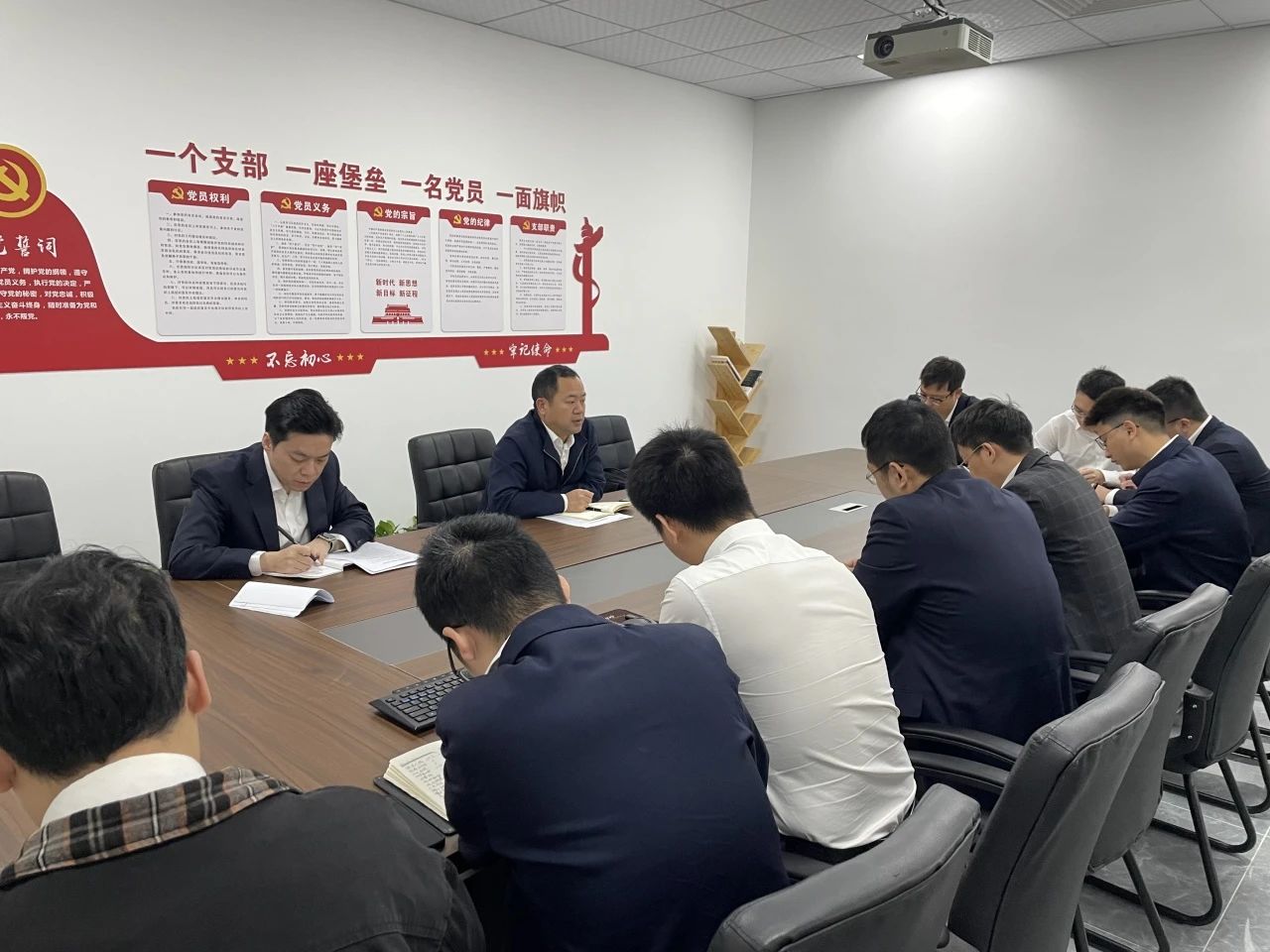 4aa7b8bb548f634c16b19e6e01b9acb0