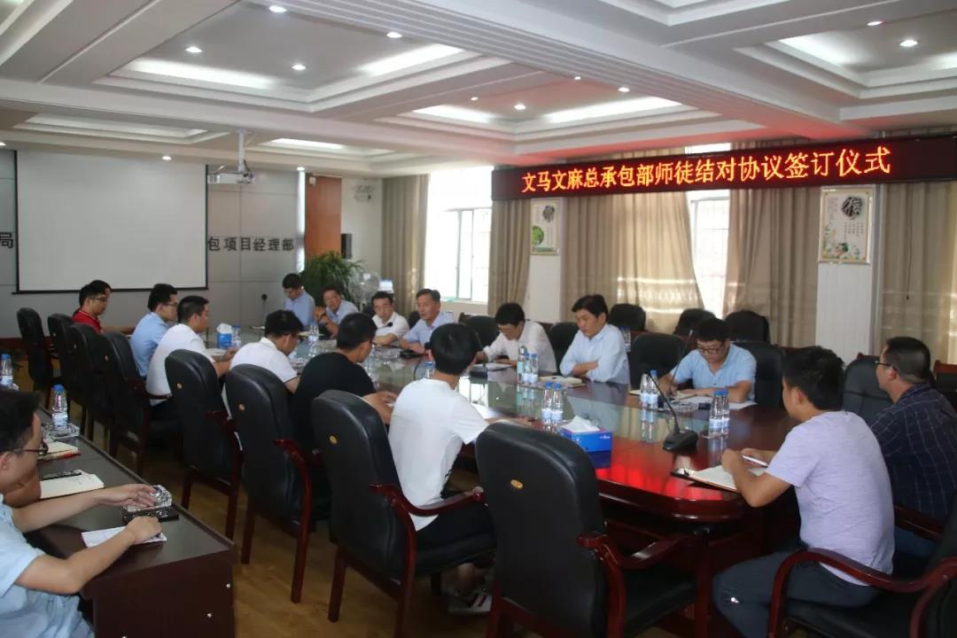 2854c00b763e24dfa76544c03d02361a 1