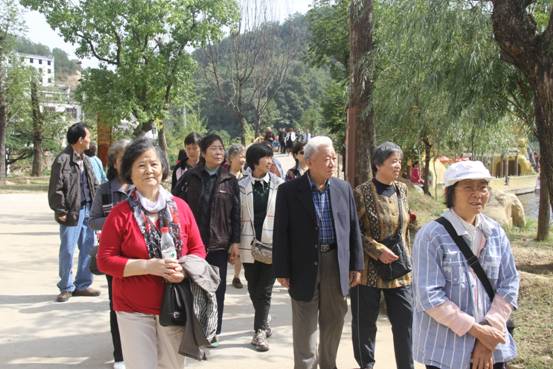 114597756a6944eb051eebde352694ea image004.jpg