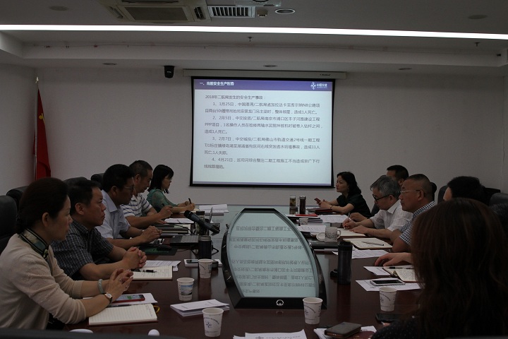 1b279eb20677a1ddef319cf56404c3a9 IMG_3484.JPG