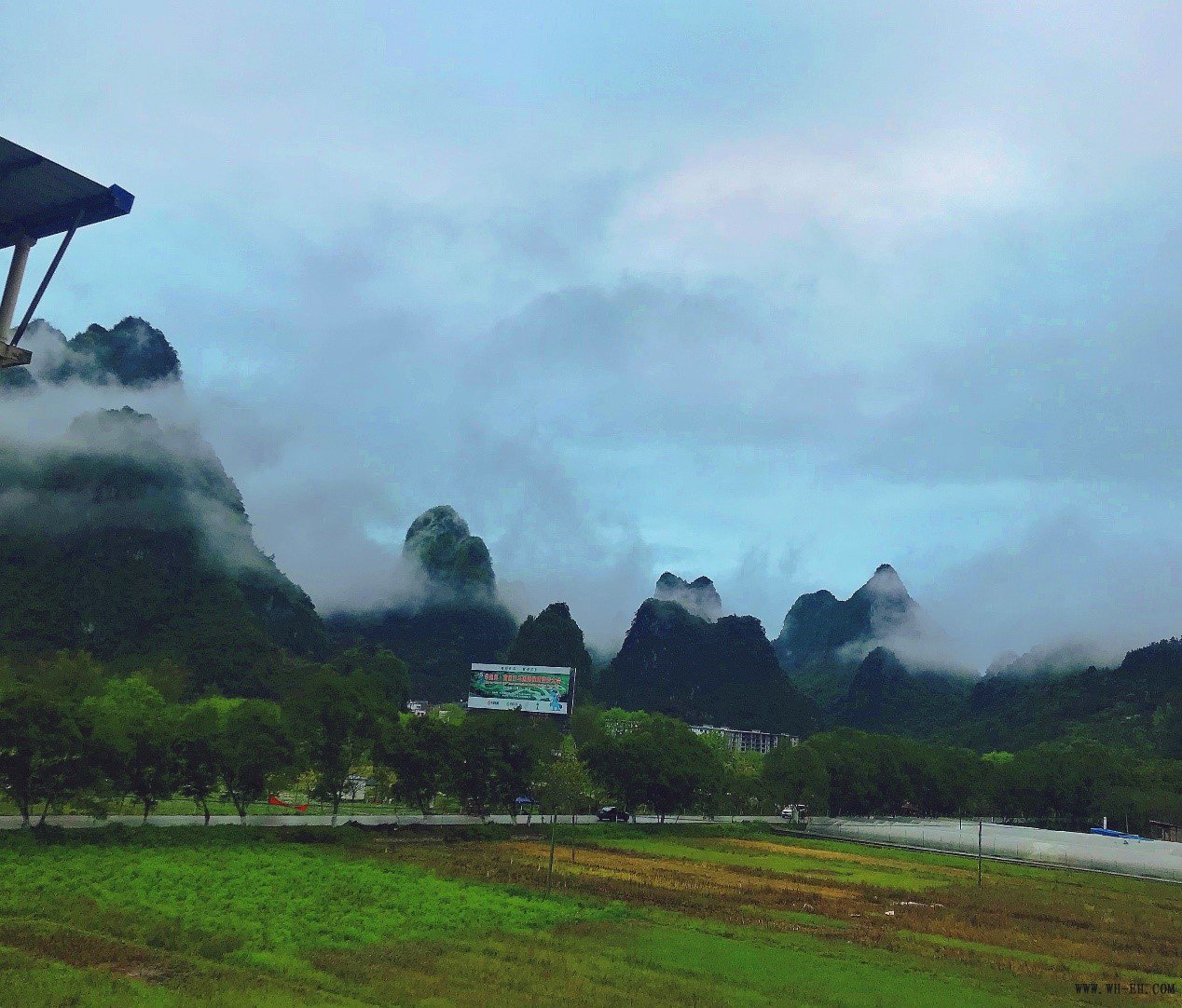 crop,x_0,y_205,w_1080,h_716